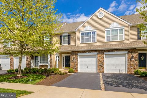 419 Oxford Ln, Chalfont, PA 18914