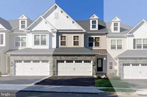 68 Parry Way #122, Ivyland, PA 18974