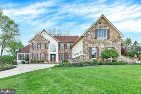 1546 Wexford Ct, Newtown, PA 18940