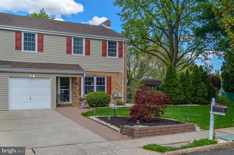 5774 Corsair Ct, Bensalem, PA 19020