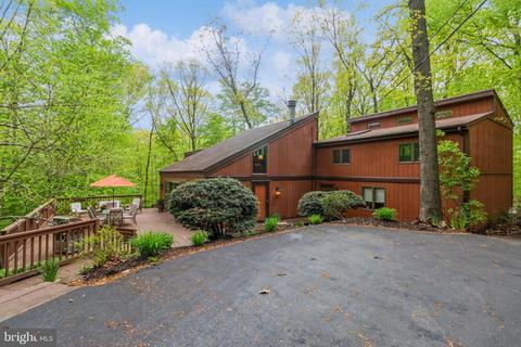 3900 Dogwood Ln, Doylestown, PA 18902