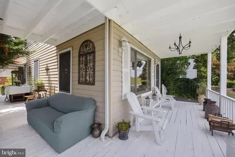 137 Park Ave, Morrisville, PA 19067