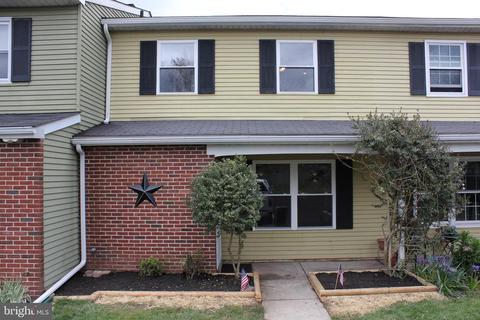 275 Washington Sq, Telford, PA 18969