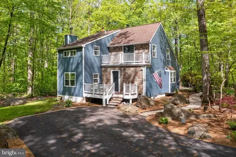 1358 Reed Ln, Kintnersville, PA 18930