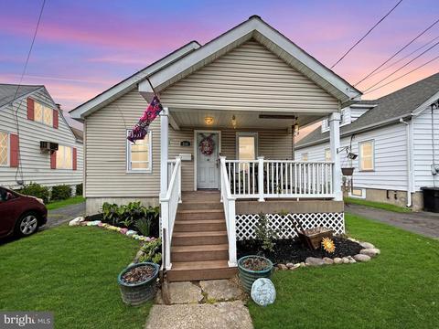 240 Osborne Ave, Morrisville, PA 19067