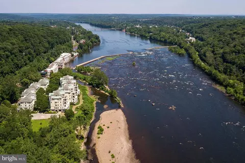 350 S River Rd #A11, New Hope, PA 18938