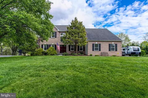 13 Marian Cir, Chalfont, PA 18914