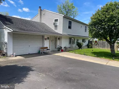 514 1st Ave, Croydon, PA 19021