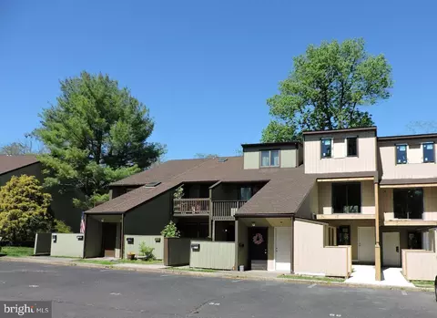 27 Darien # a, New Hope, PA 18938