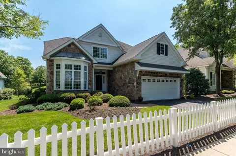 66 Harmony Way, Newtown, PA 18940
