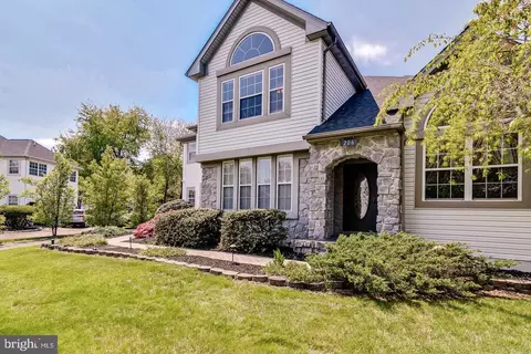 206 Somerset Cir, Chalfont, PA 18914
