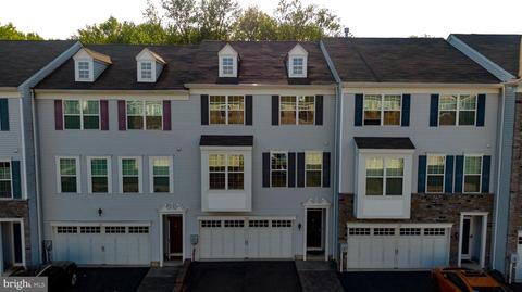 520 Chestnut Ct, Langhorne, PA 19047