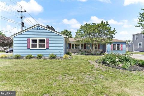 100 Delaware Ave, Morrisville, PA 19067
