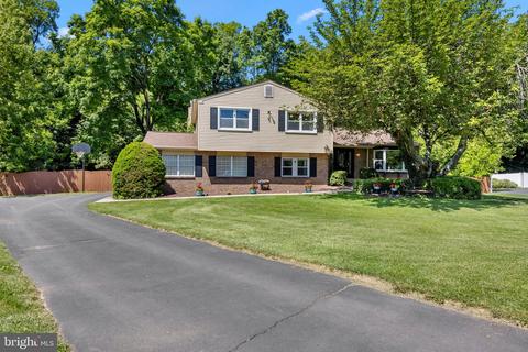26 Ann Cir, Richboro, PA 18954