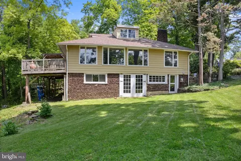 61 Neshaminy Ave, Newtown, PA 18940
