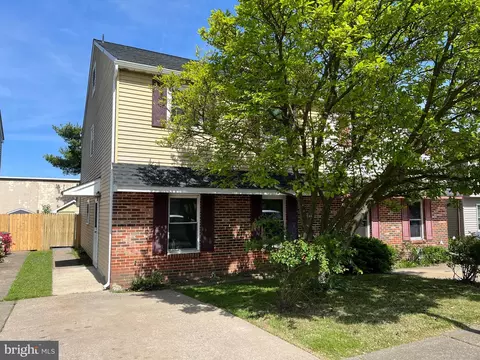 101 Braithwaite Ln, Quakertown, PA 18951