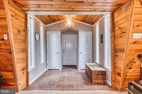 241 Beaver Run Rd, Ottsville, PA 18942