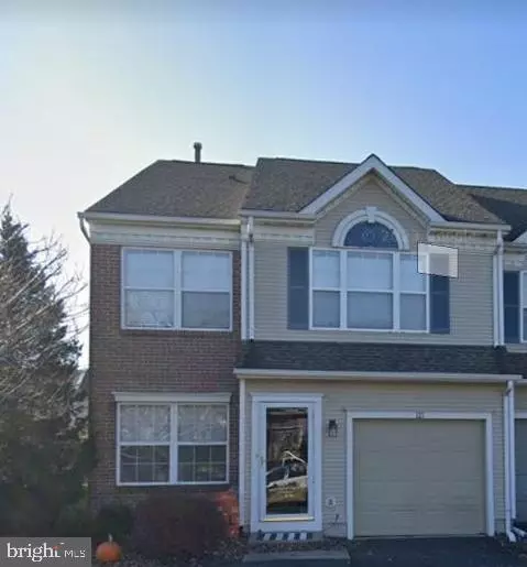 121 Quince Cir, Newtown, PA 18940
