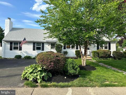 80 Althea Ave, Morrisville, PA 19067