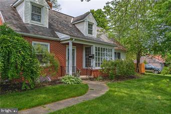 525 Lawn Ave, Sellersville, PA 18960