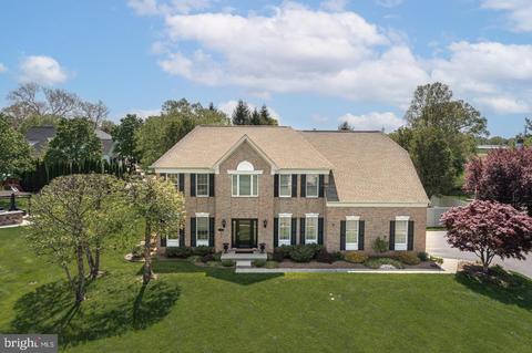1201 Bridle Estates Dr, Yardley, PA 19067