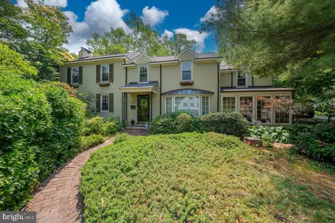 331 W Hendrickson Ave, Morrisville, PA 19067