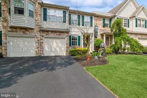 1835 Creekview Ln, Jamison, PA 18929