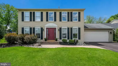 249 Norsam Dr, Langhorne, PA 19047