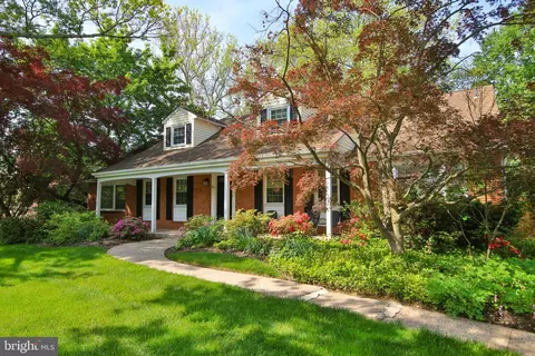 621 Kings Rd, Yardley, PA 19067