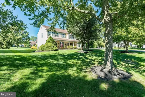 1346 Foxglove Dr, Jamison, PA 18929