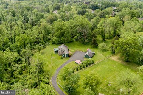 3241 Lower Mountain Rd, Furlong, PA 18925