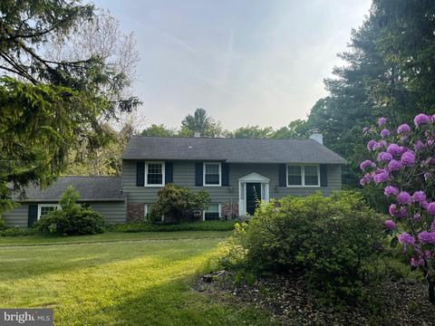 16 New Rd, Doylestown, PA 18901