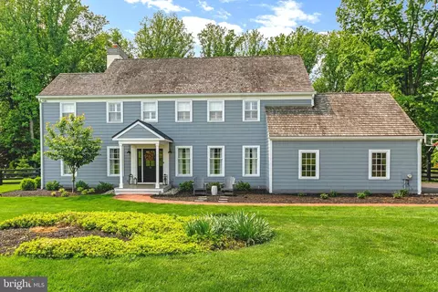 5572 Long Ln, Doylestown, PA 18901