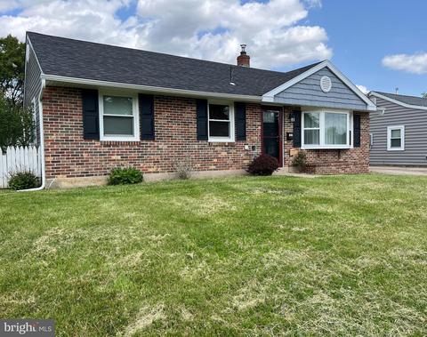 3655 Cedarcrest Rd, Bensalem, PA 19020