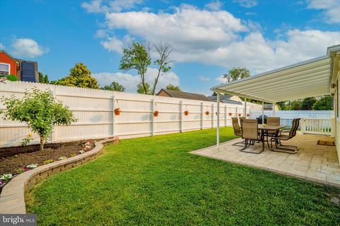 615 Delaware Ave, Croydon, PA 19021