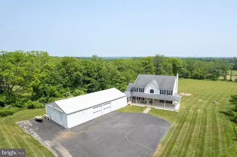 1607 Broad St, Perkasie, PA 18944