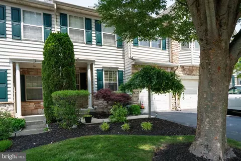 1829 Creekview Ln, Jamison, PA 18929