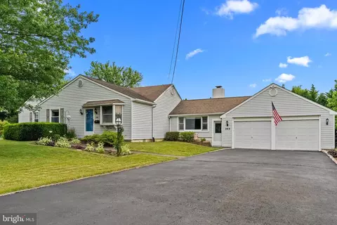 264 Delmont Ave, Warminster, PA 18974