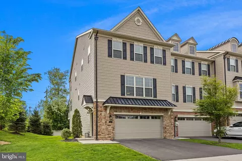185 Platt Pl, Feasterville Trevose, PA 19053