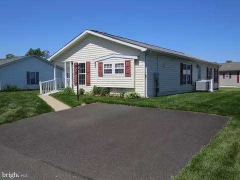 179 Grouse Cir, New Hope, PA 18938