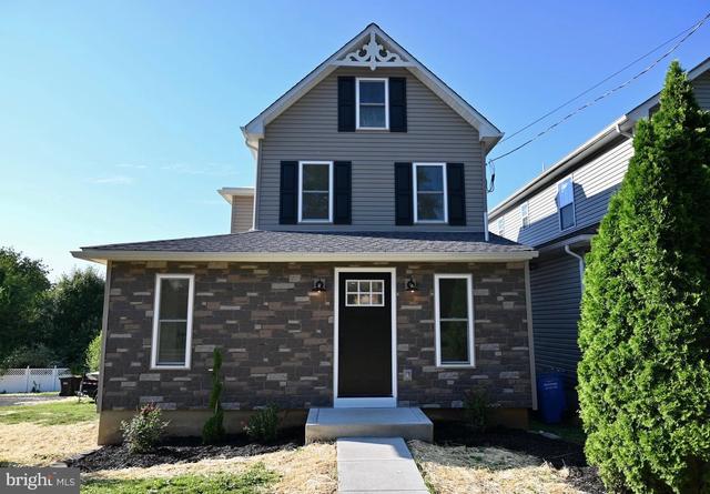 3349 W End Ave, Feasterville Trevose, PA 19053
