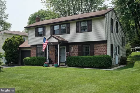 386 Grant Ave, Warminster, PA 18974