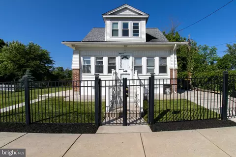 918 Walnut Ave, Bensalem, PA 19020