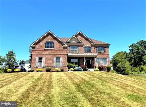 619 Meehan Dr, Warrington, PA 18976
