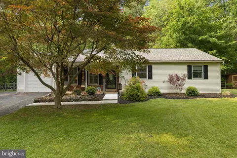 7831 Richlandtown Rd, Quakertown, PA 18951