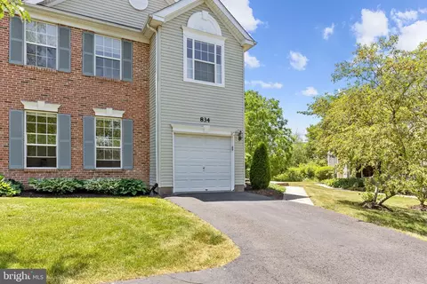 834 Longmeadow Ct, Chalfont, PA 18914
