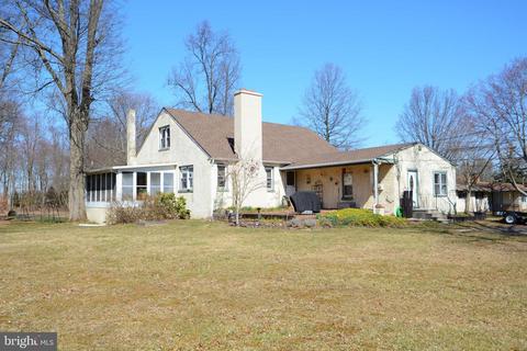 327 Fairhill Rd, Hatfield, PA 19440
