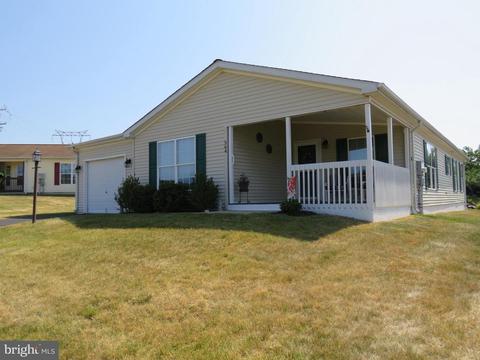 564 Bent Pine Cir, New Hope, PA 18938