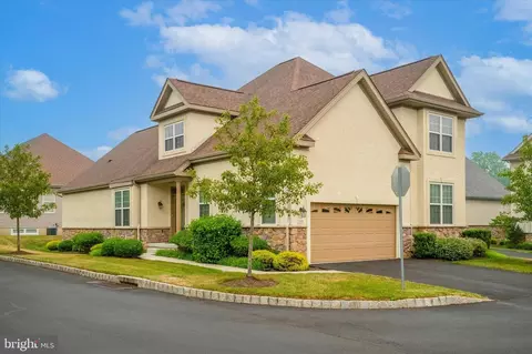 1301 Darrington Ct #23, Warrington, PA 18976