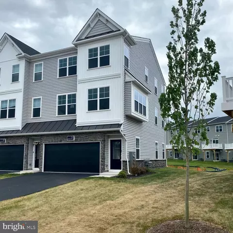 79 Becker Dr #41, Chalfont, PA 18914